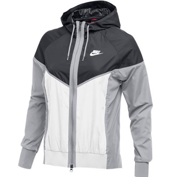 Nike Women’s Windrunner - Picture 1 of 3